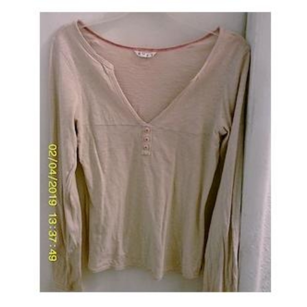 Roxy Low Cut Pullover Cotton Shirt